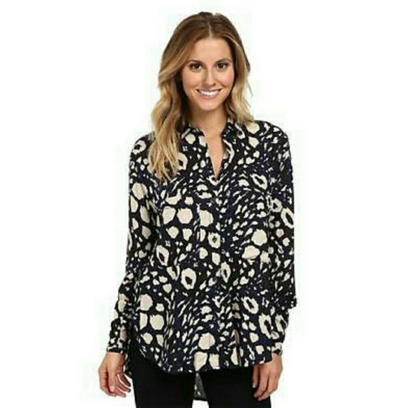 Vans San Juan Button Down cutout back oversized blouse - Picture 2 of 7